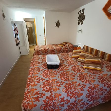 Portopollo Surfhouse Barrabisa Dış mekan fotoğraf