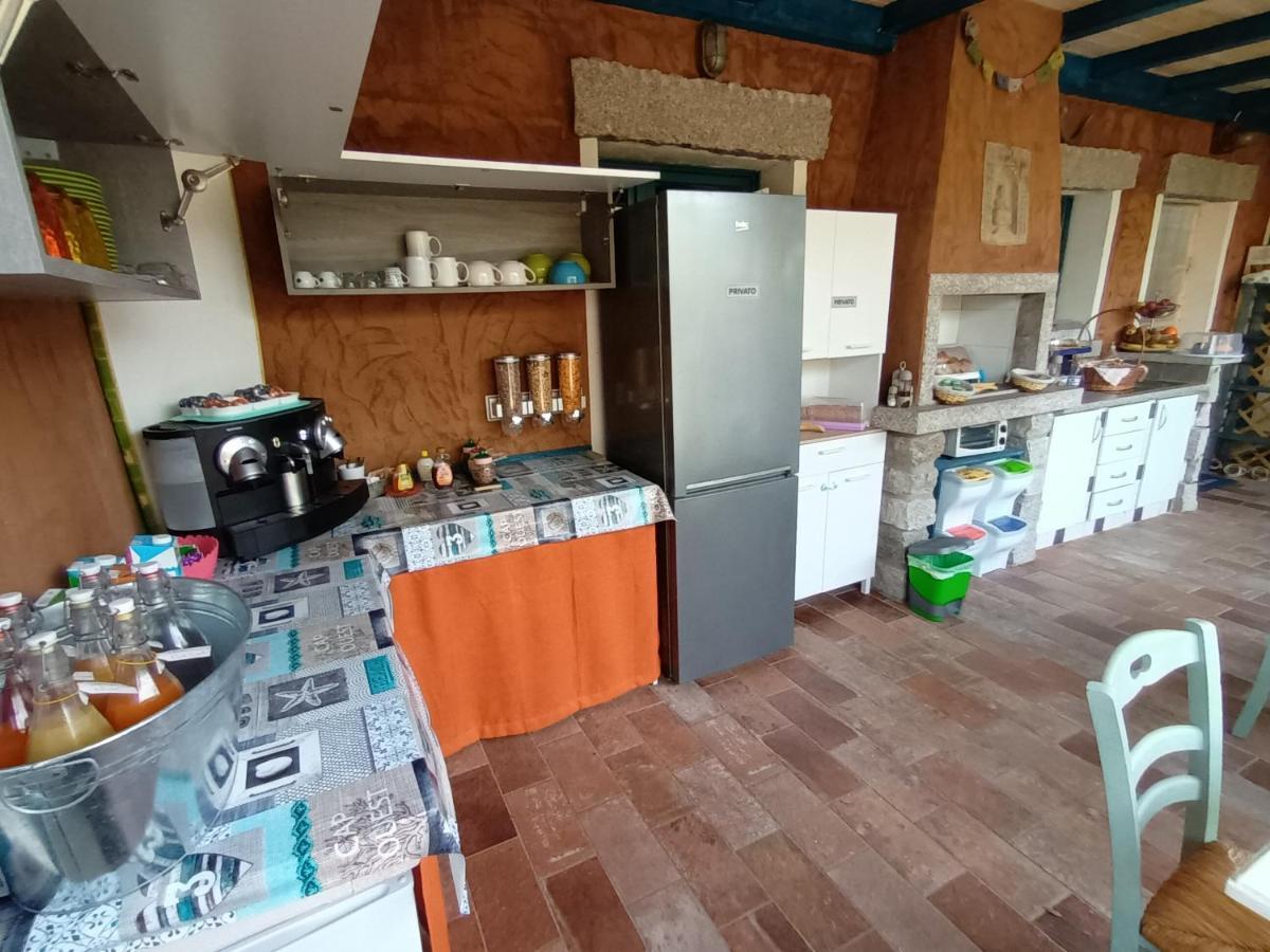 Portopollo Surfhouse Barrabisa Dış mekan fotoğraf