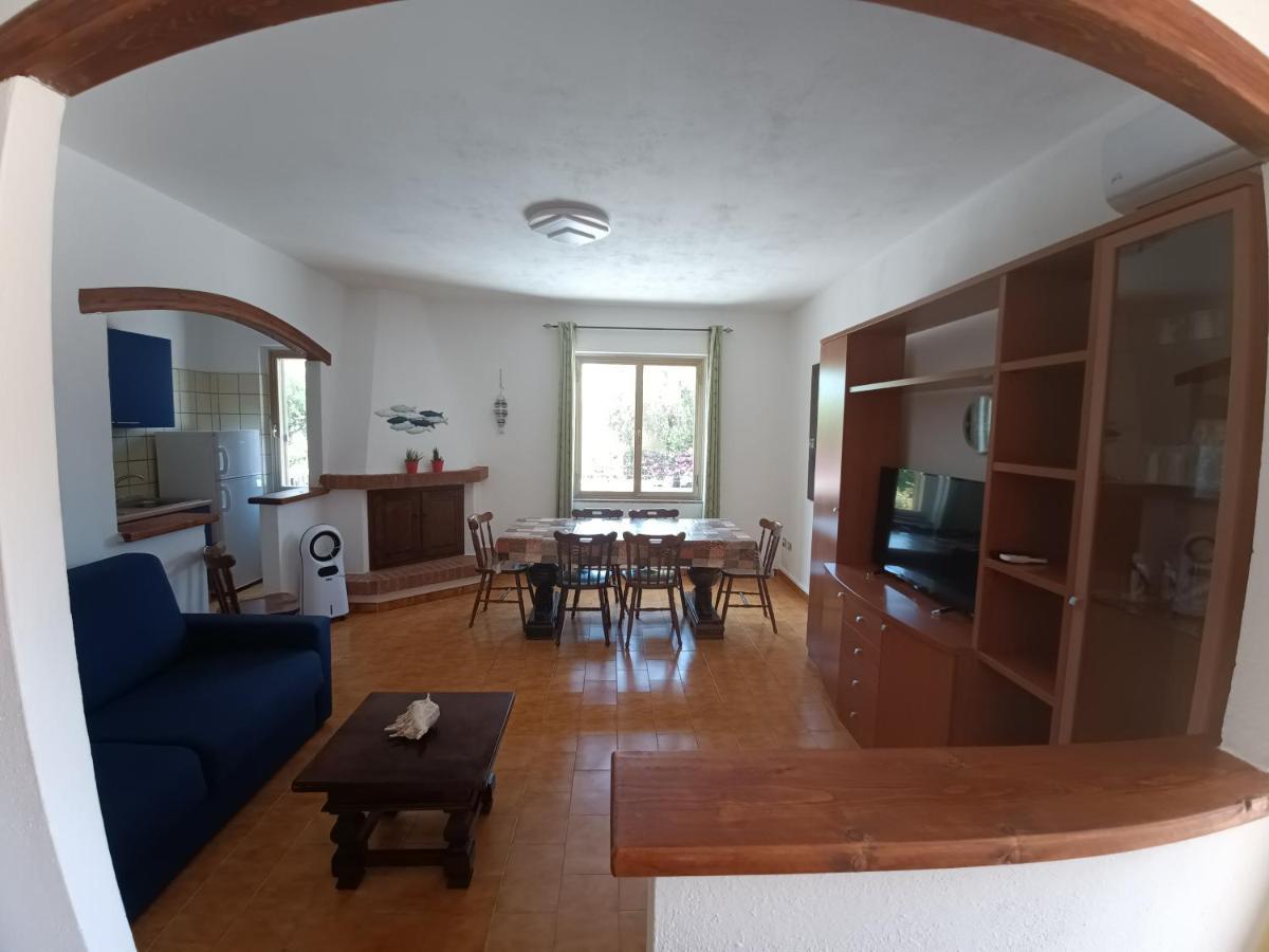 Portopollo Surfhouse Barrabisa Dış mekan fotoğraf