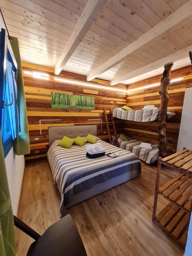 Portopollo Surfhouse Barrabisa Dış mekan fotoğraf